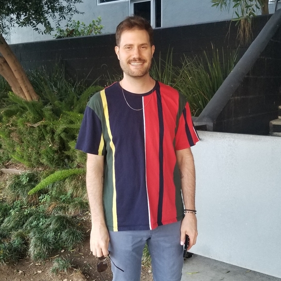 Meet your Posher, Alex - Picture 4 of 5